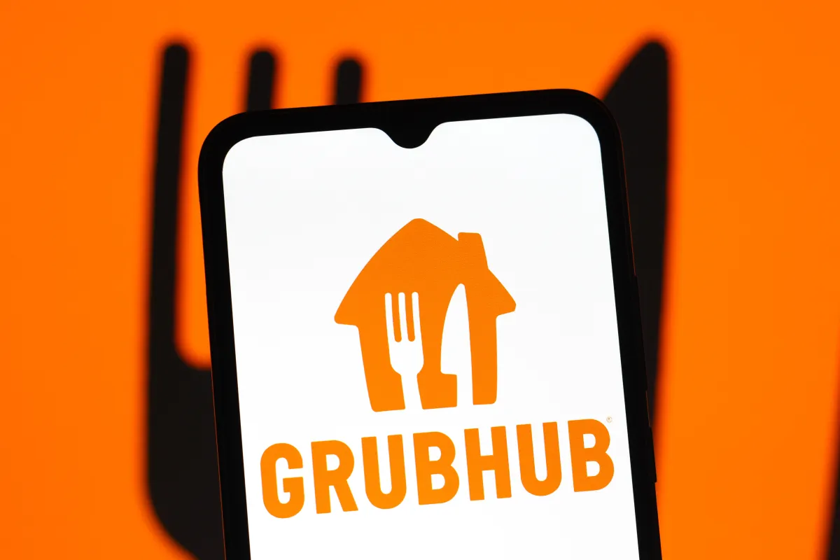 Grubhub Ditches Delivery and Service Fees on Orders Over $50!